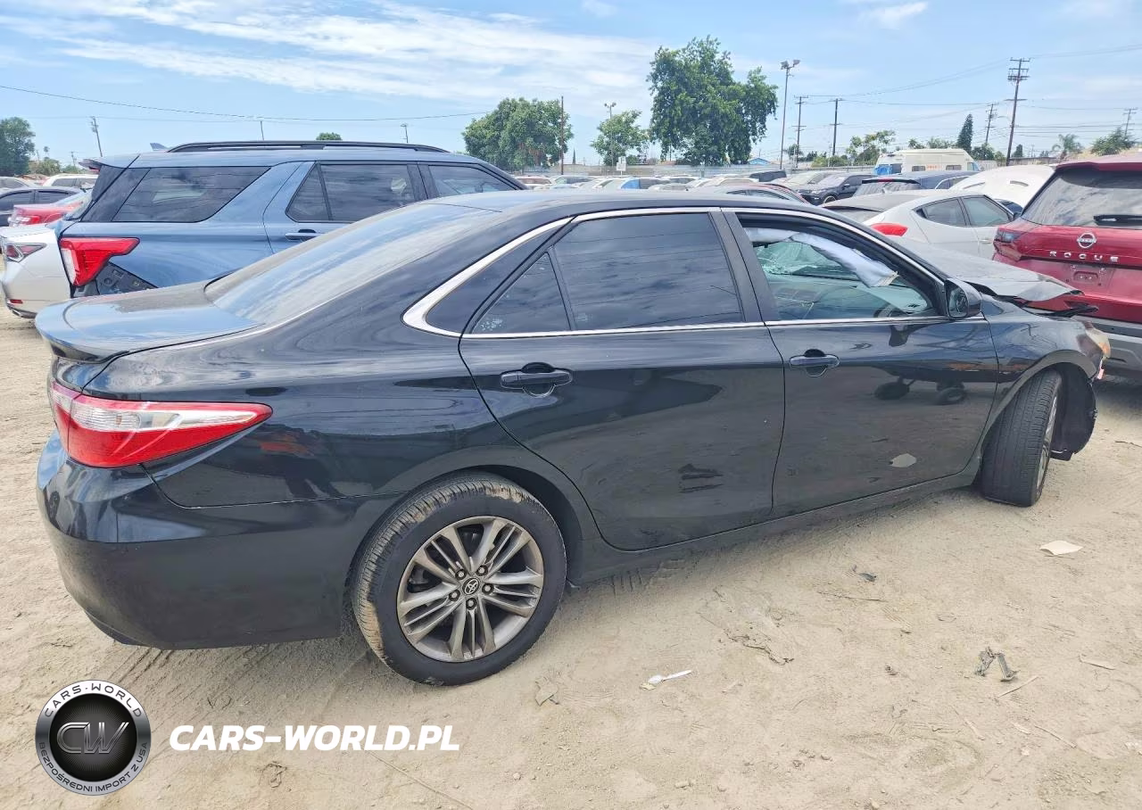2016 Toyota Camry Se VIN:4T1BF1FK1GU192288 - 3