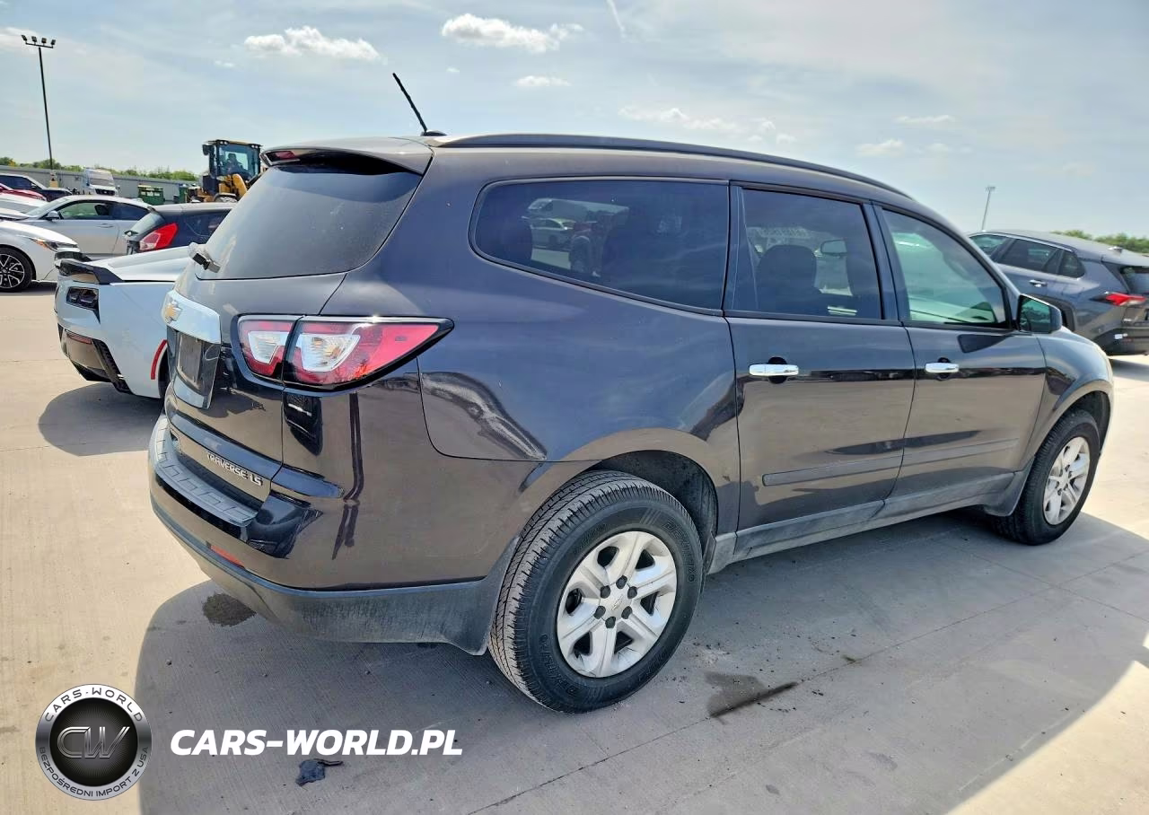 2015 Chevrolet Traverse Ls VIN:1GNKRFKD8FJ103209 - 3