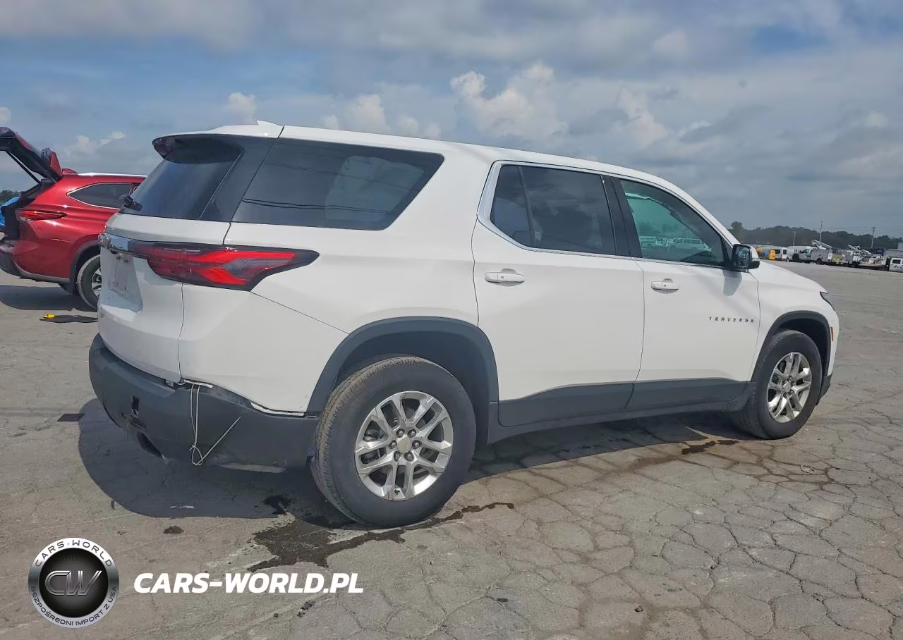 2023 Chevrolet Traverse Ls VIN:1GNERFKW3PJ165973 - 3