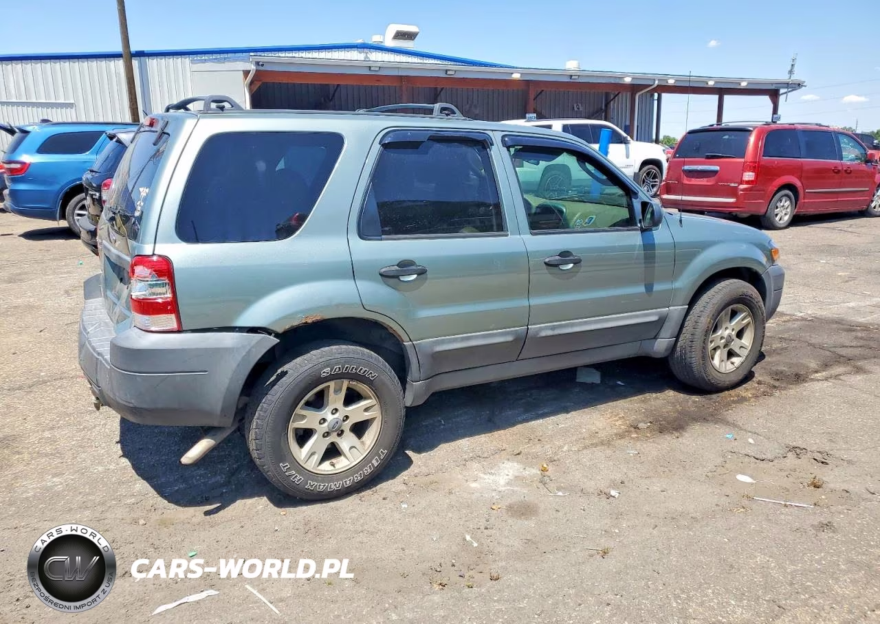 2005 Ford Escape Xlt VIN:1FMYU93185KD53738 - 3