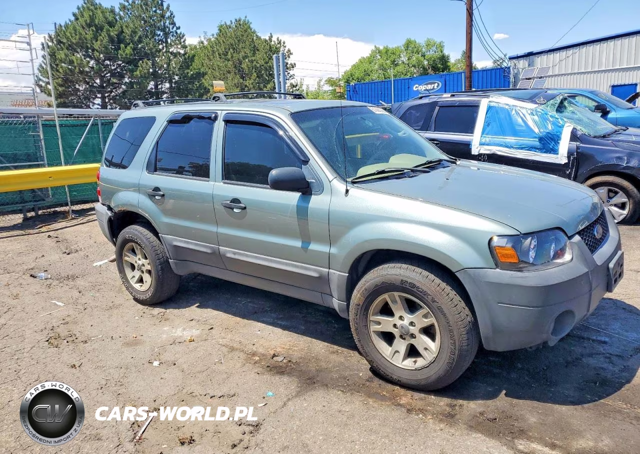 2005 Ford Escape Xlt VIN:1FMYU93185KD53738 - 4