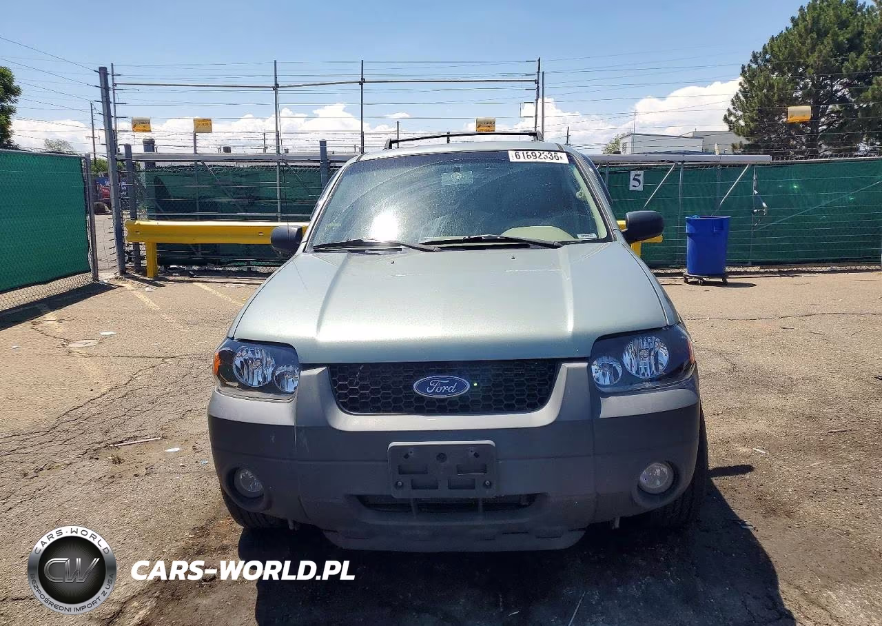 2005 Ford Escape Xlt VIN:1FMYU93185KD53738 - 5