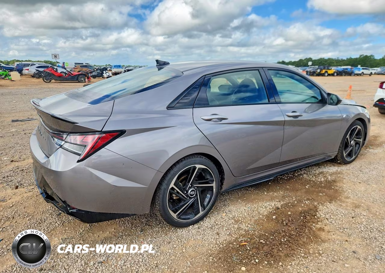 2022 Hyundai Elantra N Line VIN:KMHLR4AF7NU234550 - 3