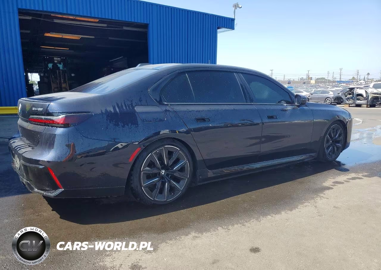 2025 BMW I7 xDrive60 VIN:WBY53EJ08SCT50453 - 3