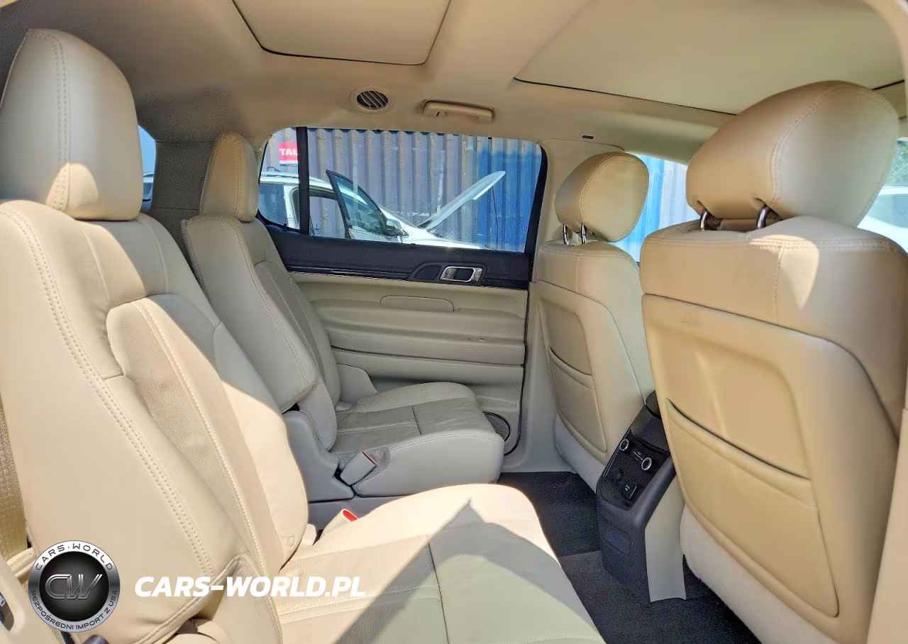2019 Lincoln Mkt VIN:2LMHJ5AT0KBL00077 - 10
