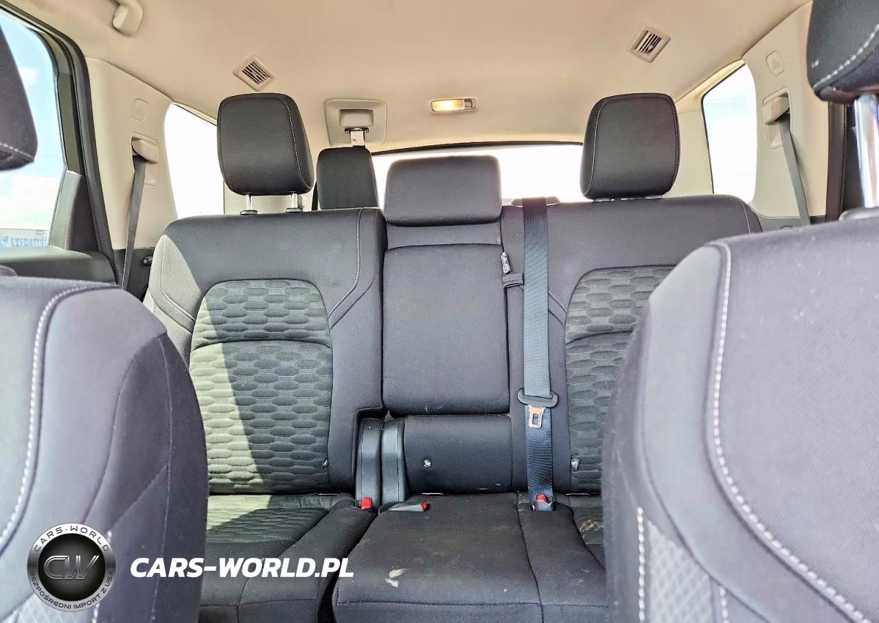2022 Nissan Pathfinder S VIN:5N1DR3AC1NC211825 - 10