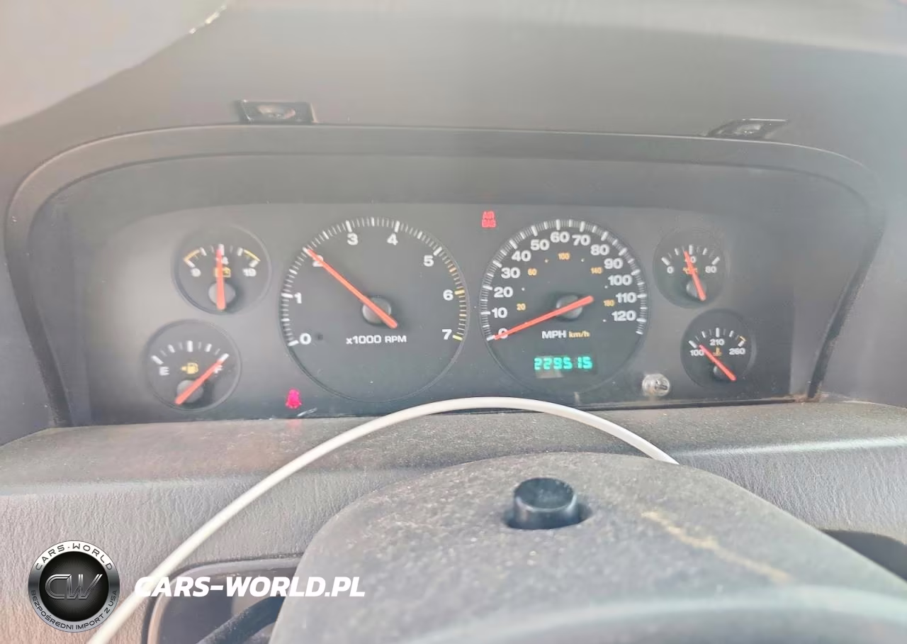 2000 Jeep Grand Cherokee Laredo VIN:1J4GW48S9YC307925 - 9