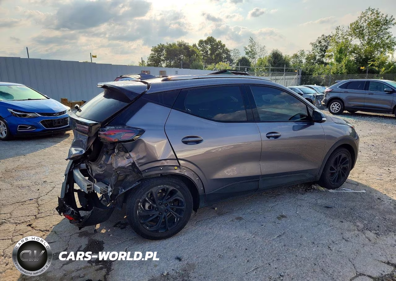 2023 Chevrolet Bolt Euv Lt VIN:1G1FY6S06P4100215 - 3