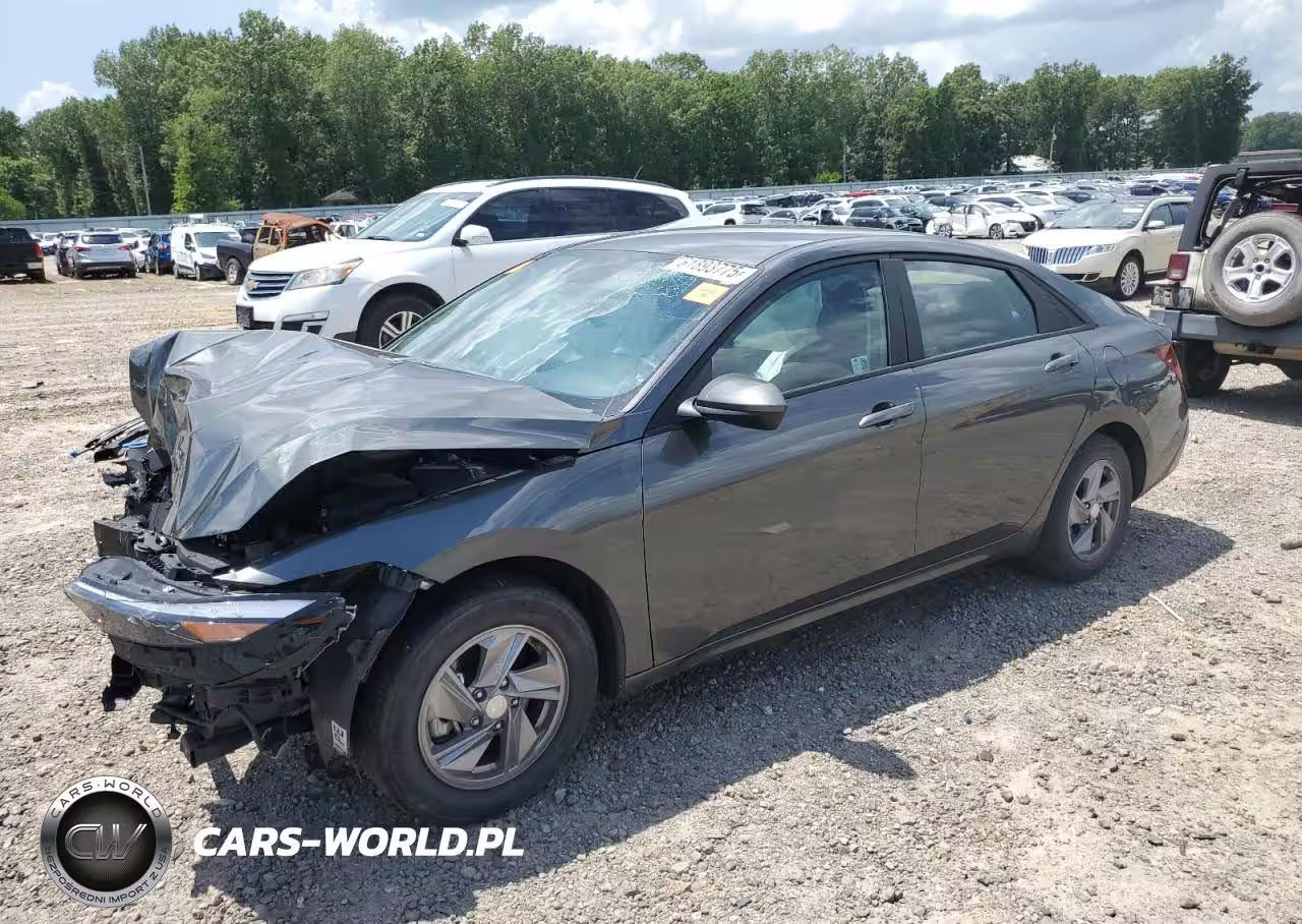 2024 Hyundai Elantra Se