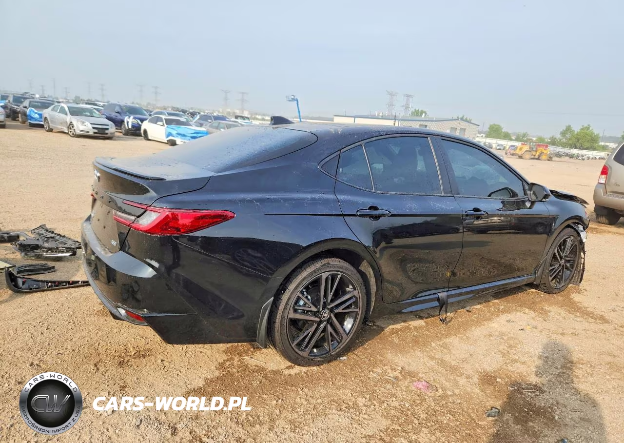 2026 Toyota Camry Xse VIN:4T1DBADK1TU563659 - 3