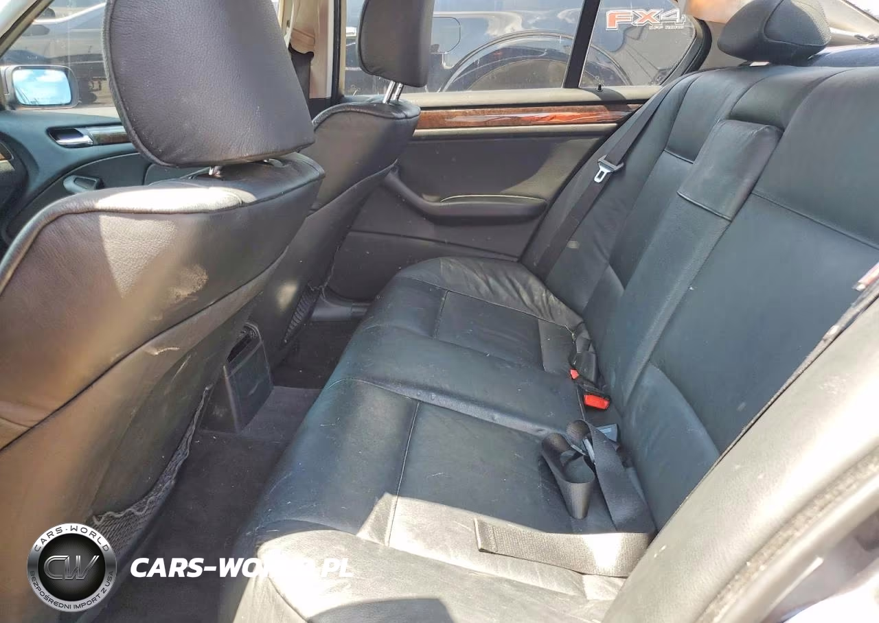 2001 BMW 330 I VIN:WBAAV534X1FJ64031 - 10