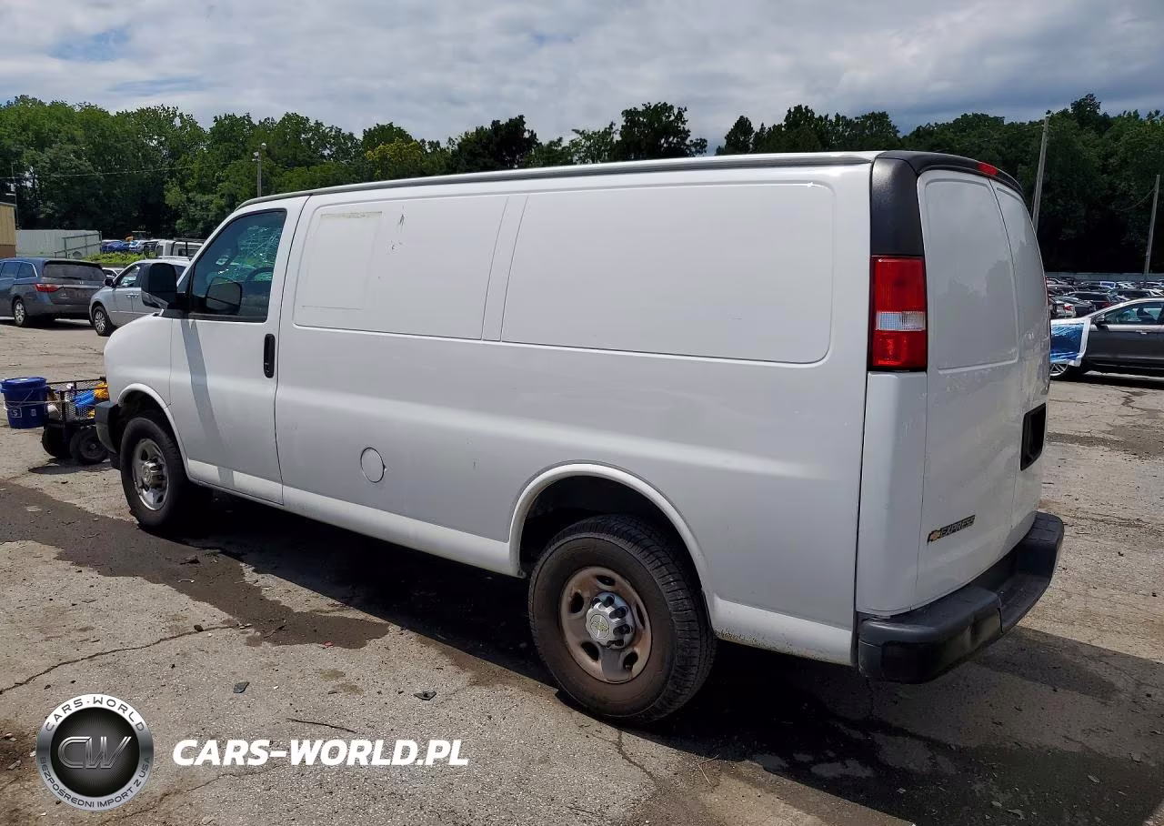 2020 Chevrolet Express G2500 VIN:1GCWGAFPXL1274756 - 2