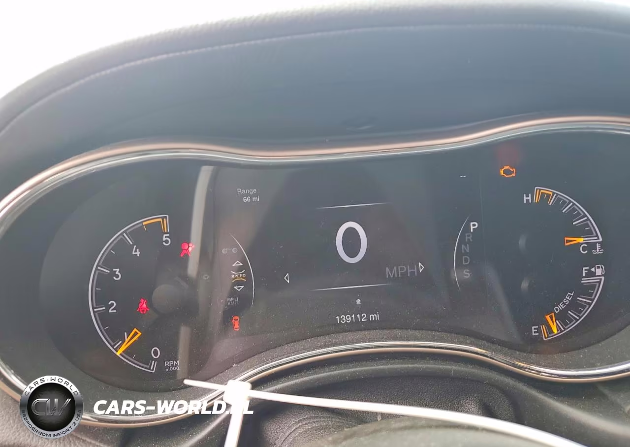 2014 Jeep Grand Cherokee Overland VIN:1C4RJFCM8EC505392 - 9