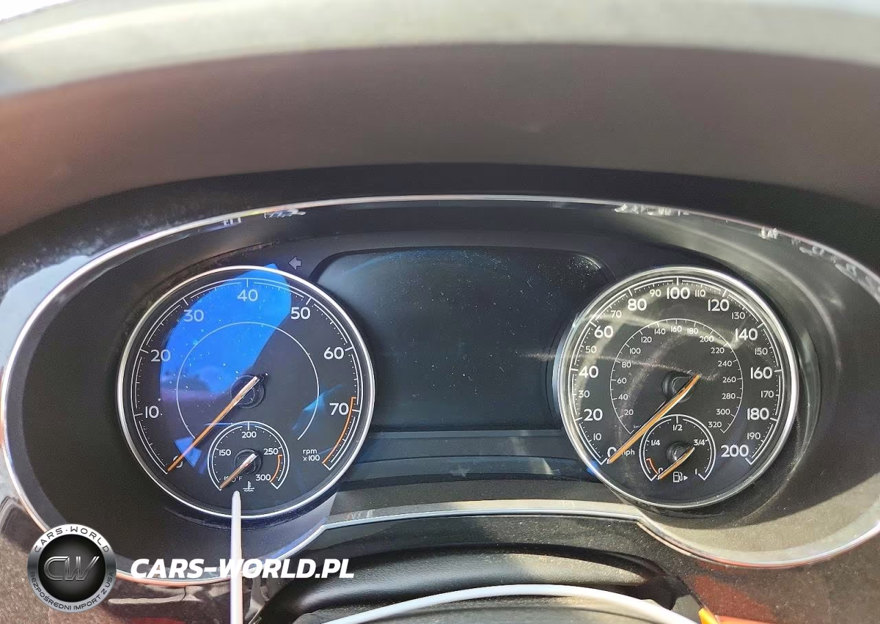 2020 Bentley Bentayga VIN:SJAAM2ZV9LC029665 - 9
