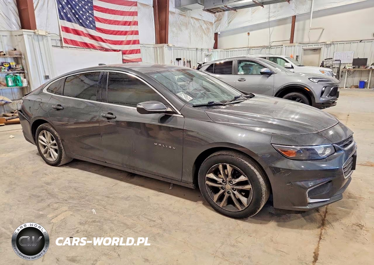 2017 Chevrolet Malibu Lt VIN:1G1ZE5ST4HF203133 - 4