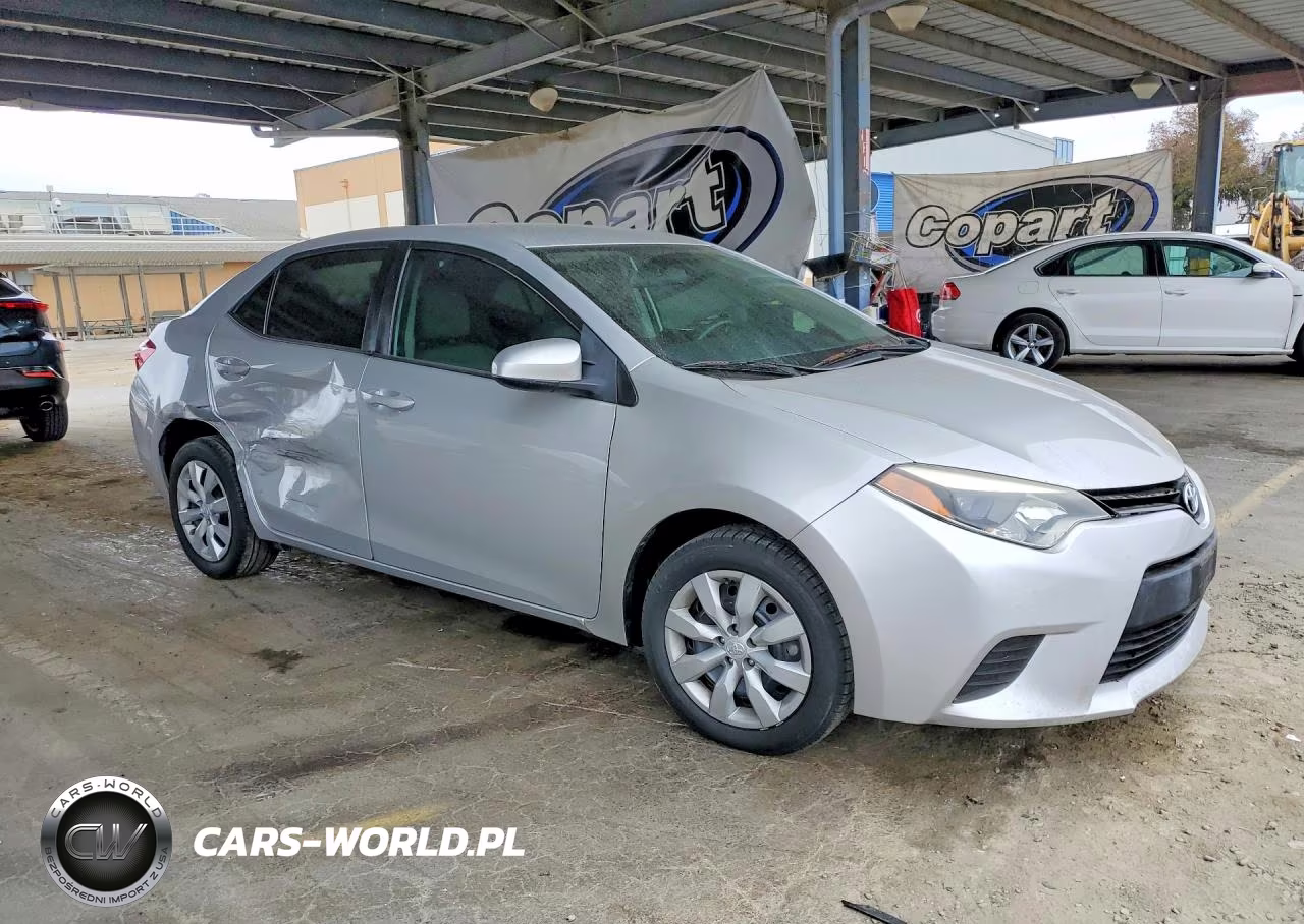 2016 Toyota Corolla Le VIN:5YFBURHE6GP453489 - 4