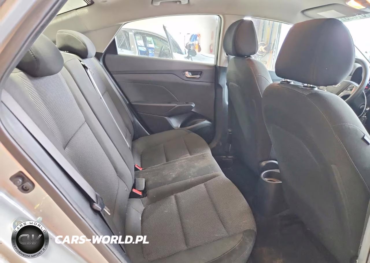 2019 Hyundai Accent Se VIN:3KPC24A38KE066684 - 10