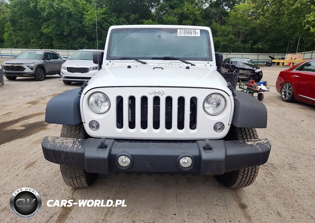 2016 Jeep Wrangler Unlimited Sport VIN:1C4BJWDG6GL206013 - 5