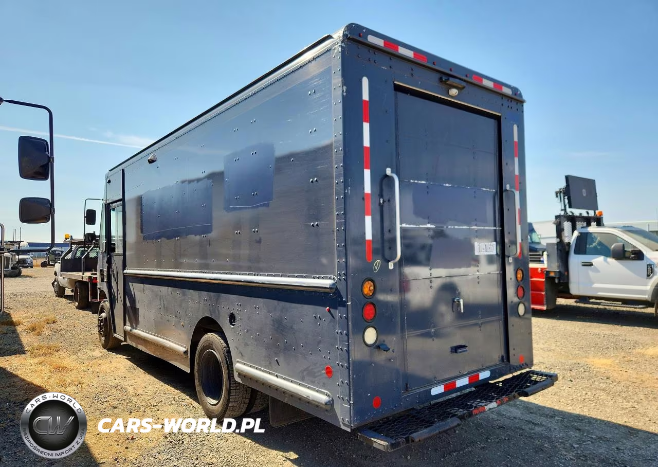 2020 Freightliner Mt45G Chassis Delivery Truck VIN:4UZAC2EA2LCLZ6911 - 2
