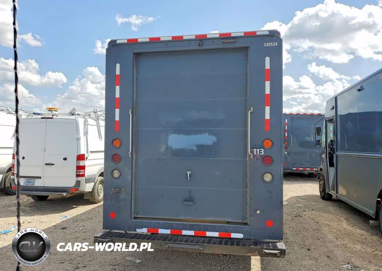 2021 Ford F59 Delivery Truck VIN:1F65F5KN7M0A01780 - 6