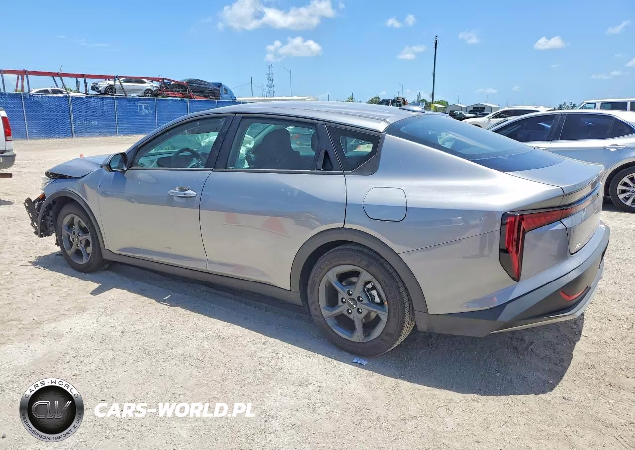 2026 Kia K4 Lxs VIN:3KPFT4DE7TE271583 - 2