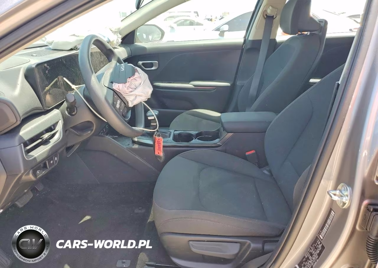 2026 Kia K4 Lxs VIN:3KPFT4DE7TE271583 - 7