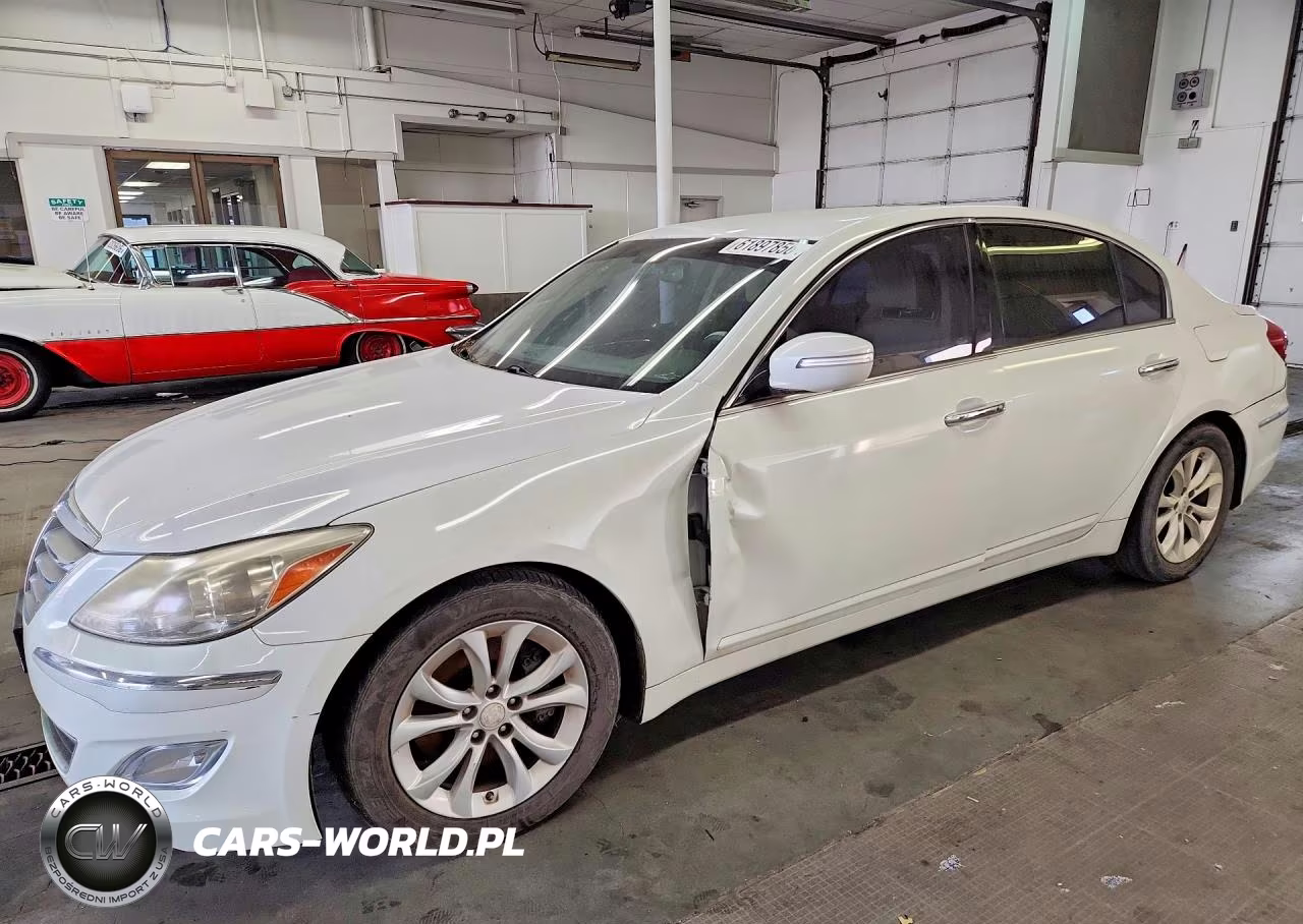 2013 Hyundai Genesis 3.8L – zdjęcie 1 z 12