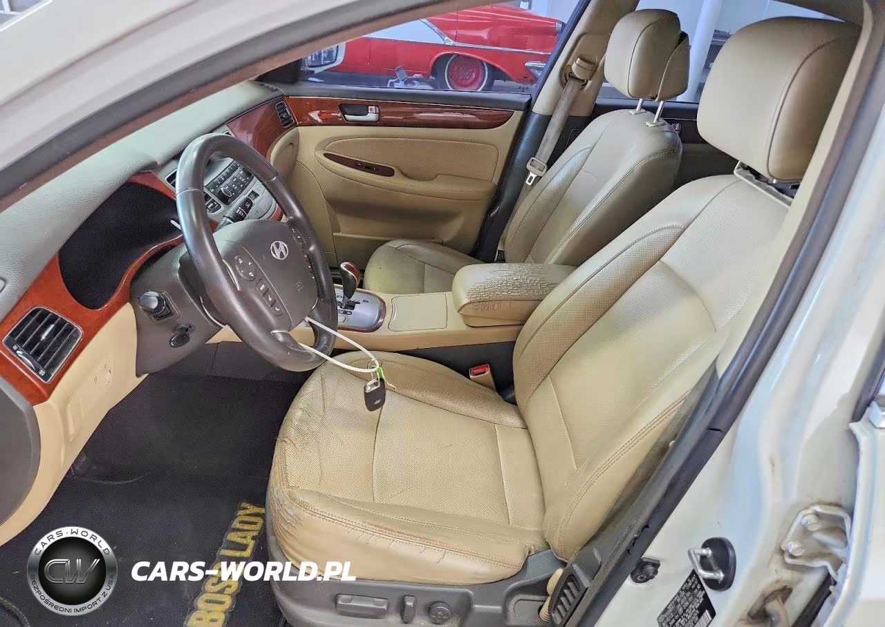 2013 Hyundai Genesis 3.8L VIN:KMHGC4DDXDU242976 - 7