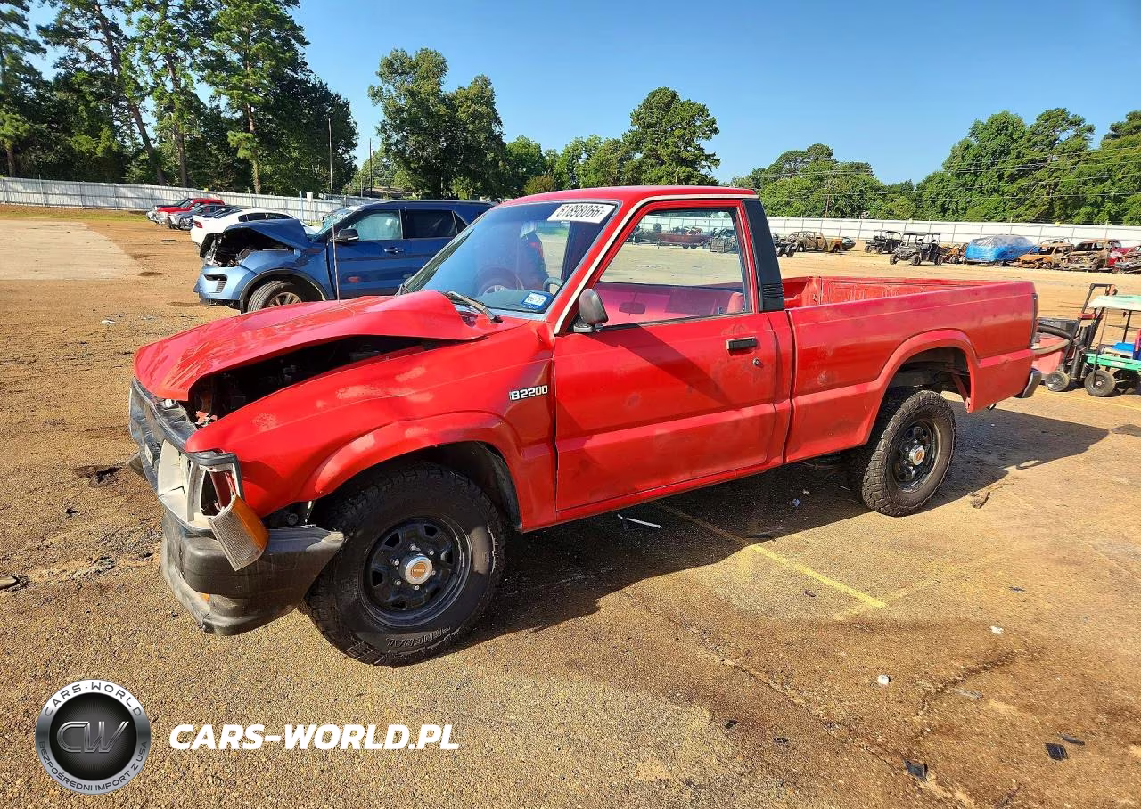 1990 Mazda B2200 Short Bed