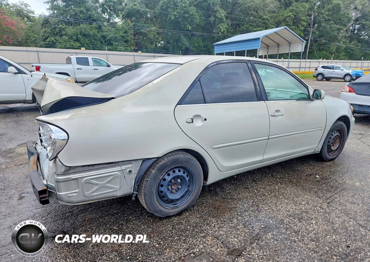 2003 Toyota Camry Le VIN:4T1BE32K93U724241 - 3