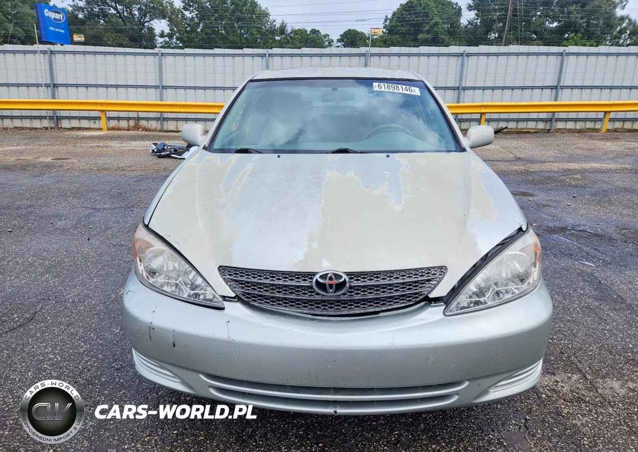 2003 Toyota Camry Le VIN:4T1BE32K93U724241 - 5