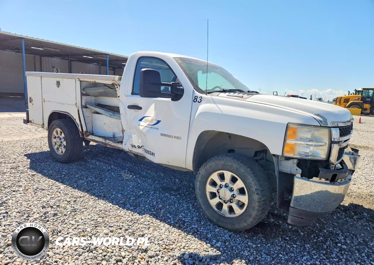2011 Chevrolet Silverado C2500 Heavy Duty VIN:1GB0CVCG4BF244087 - 4