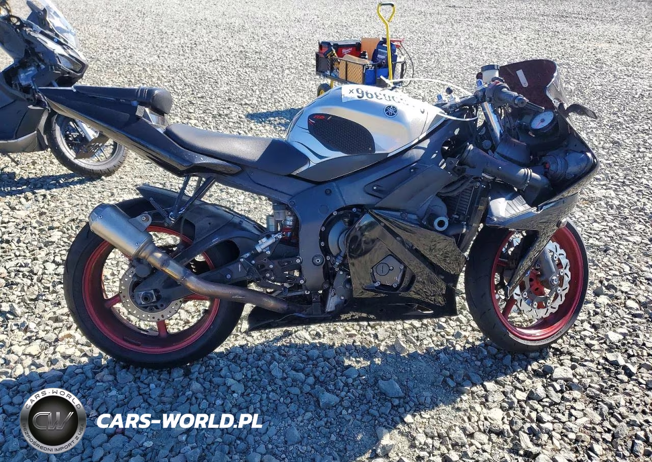2004 Yamaha Yzfr6 L