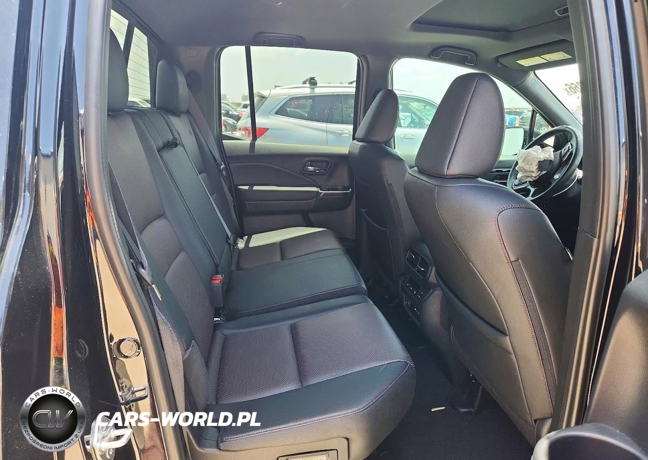 2024 Honda Ridgeline Black Edition VIN:5FPYK3F8XRB015977 - 10