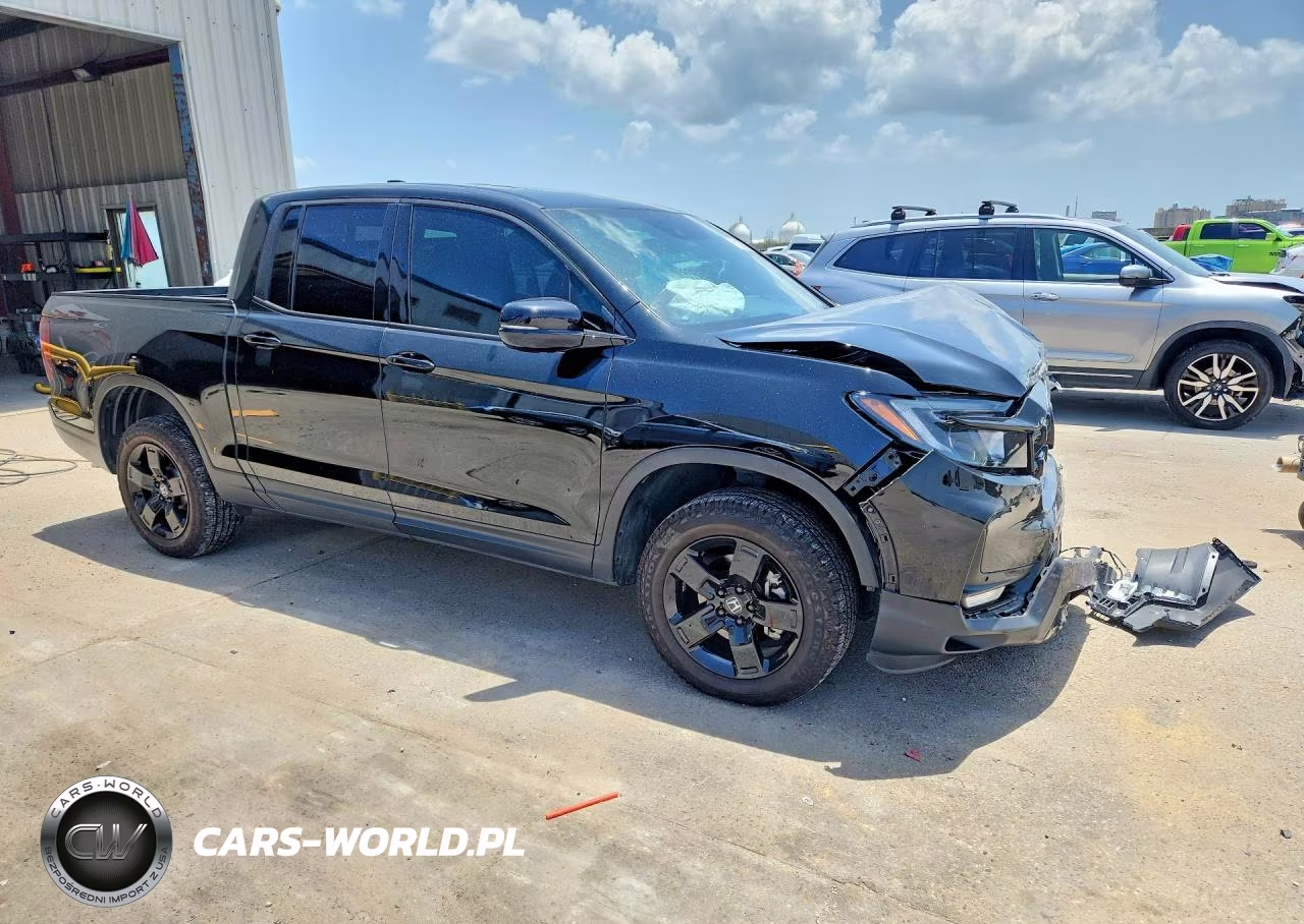 2024 Honda Ridgeline Black Edition VIN:5FPYK3F8XRB015977 - 4