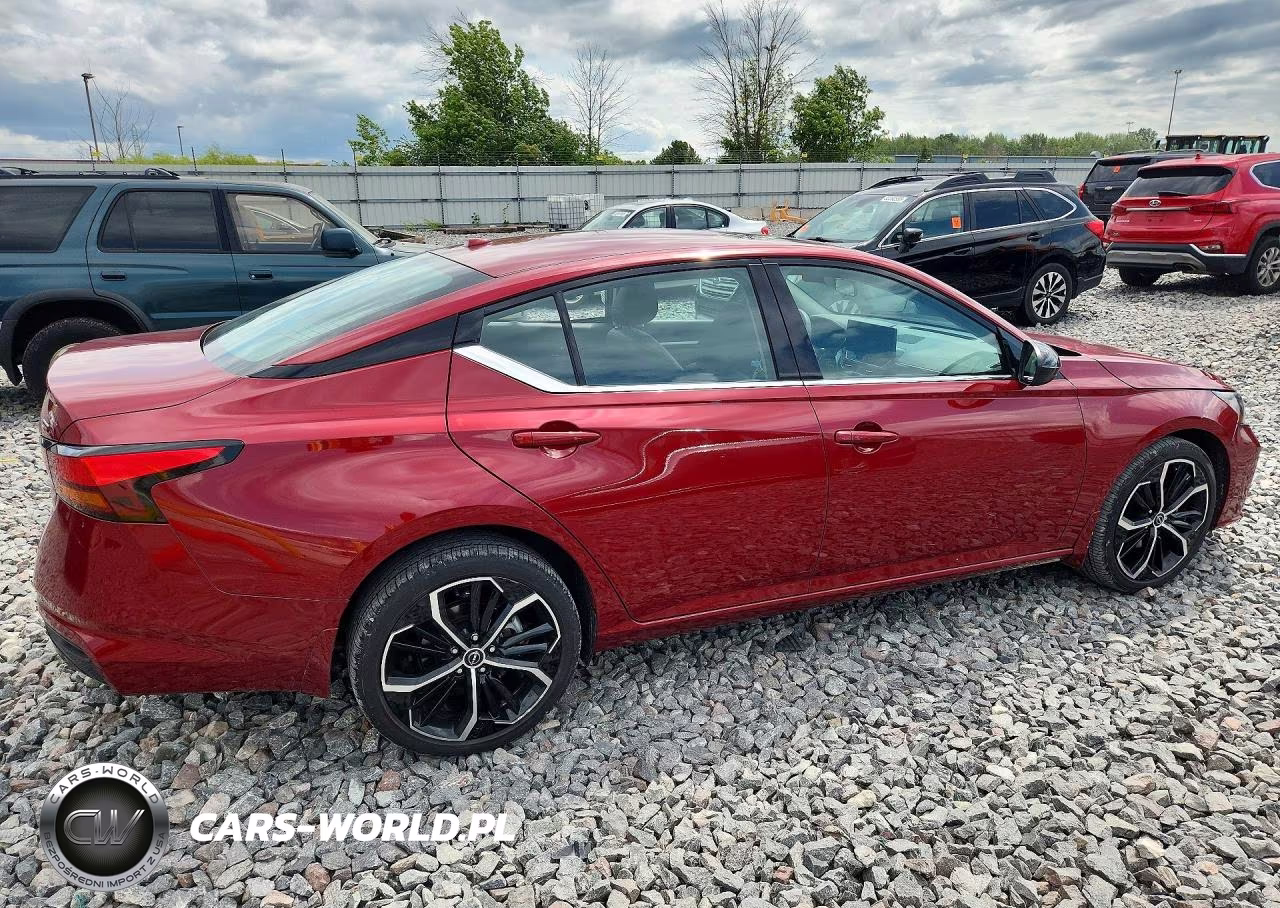 2025 Nissan Altima Sr VIN:1N4BL4CW3SN353139 - 3