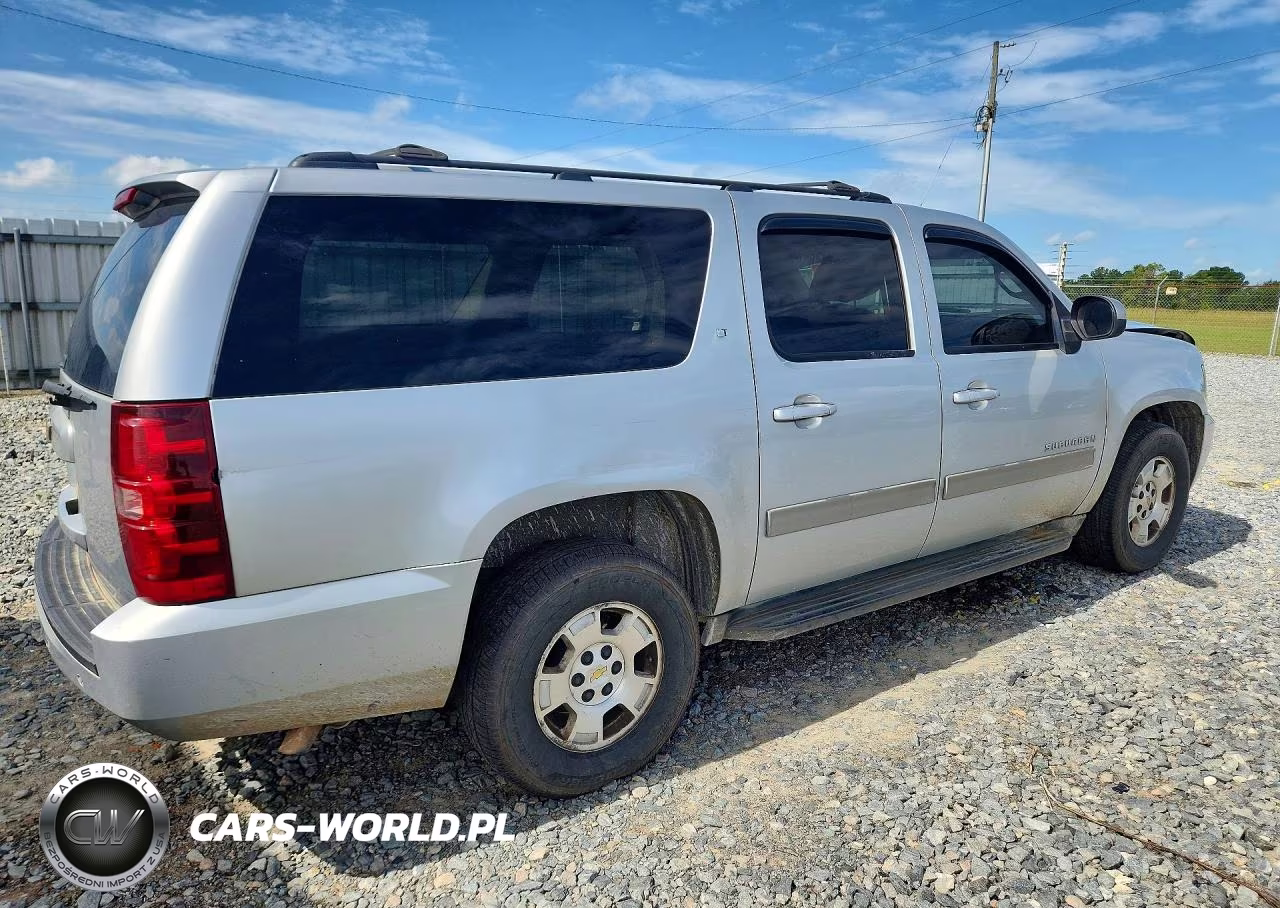 2014 Chevrolet Suburban C1500 Lt VIN:1GNSCJE04ER121302 - 3