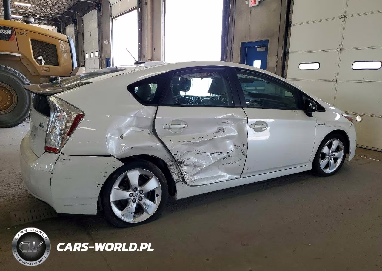 2010 Toyota Prius V VIN:JTDKN3DU0A0039228 - 3