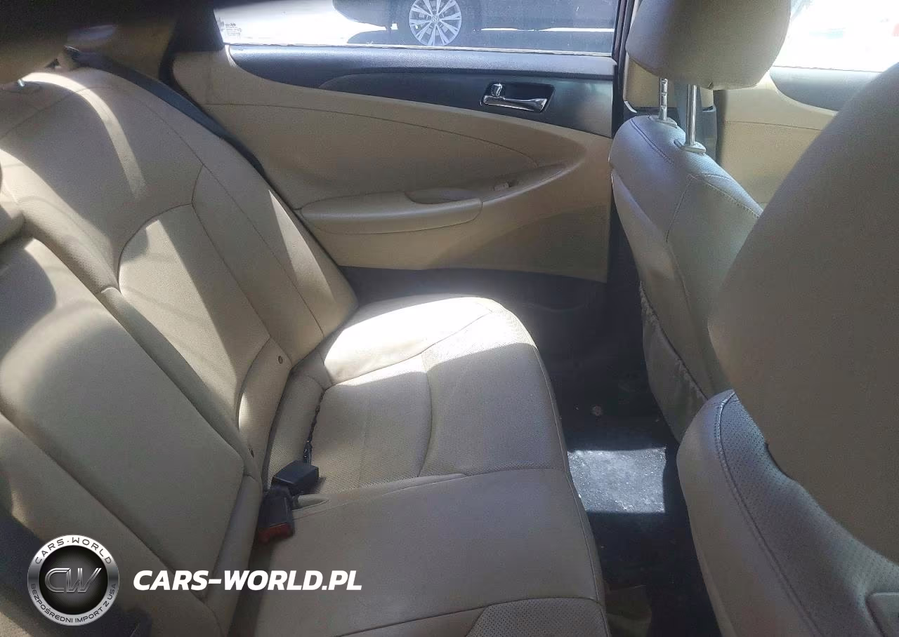 2014 Hyundai Sonata Hybrid VIN:KMHEC4A41EA111806 - 10
