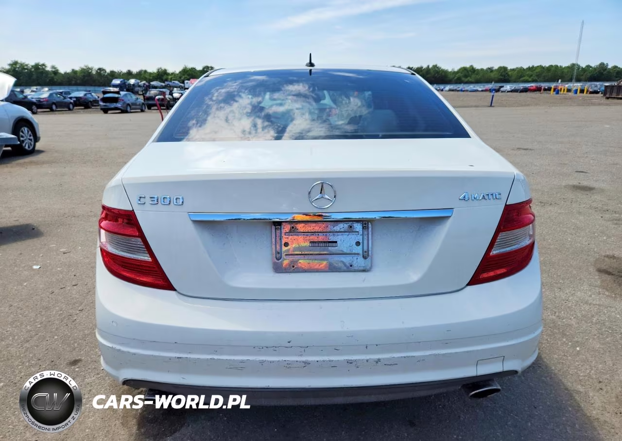 2010 Mercedes-Benz C 300 4Matic VIN:WDDGF8BBXAF451256 - 6