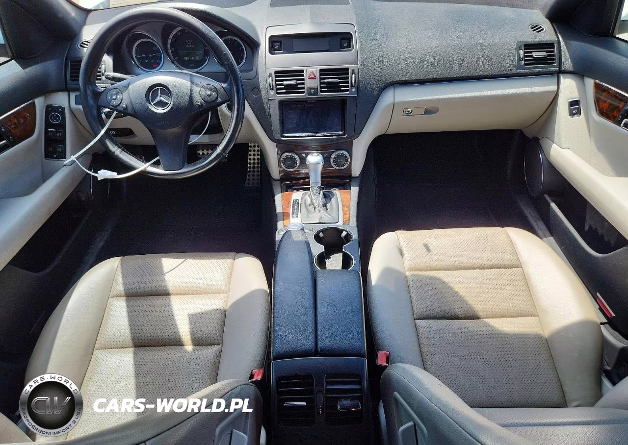 2010 Mercedes-Benz C 300 4Matic VIN:WDDGF8BBXAF451256 - 8