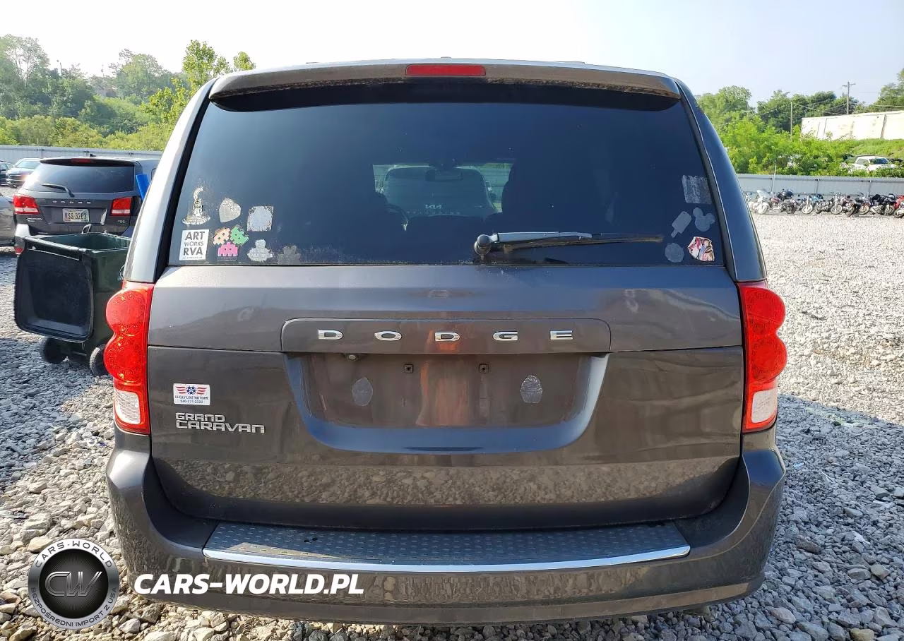 2018 Dodge Grand Caravan Gt VIN:2C4RDGEG7JR284082 - 6