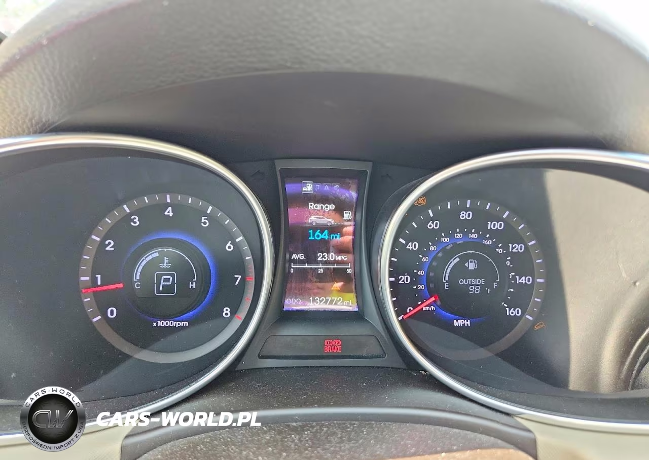 2015 Hyundai Santa Fe Sport 2.4L VIN:5XYZU3LB2FG304878 - 9