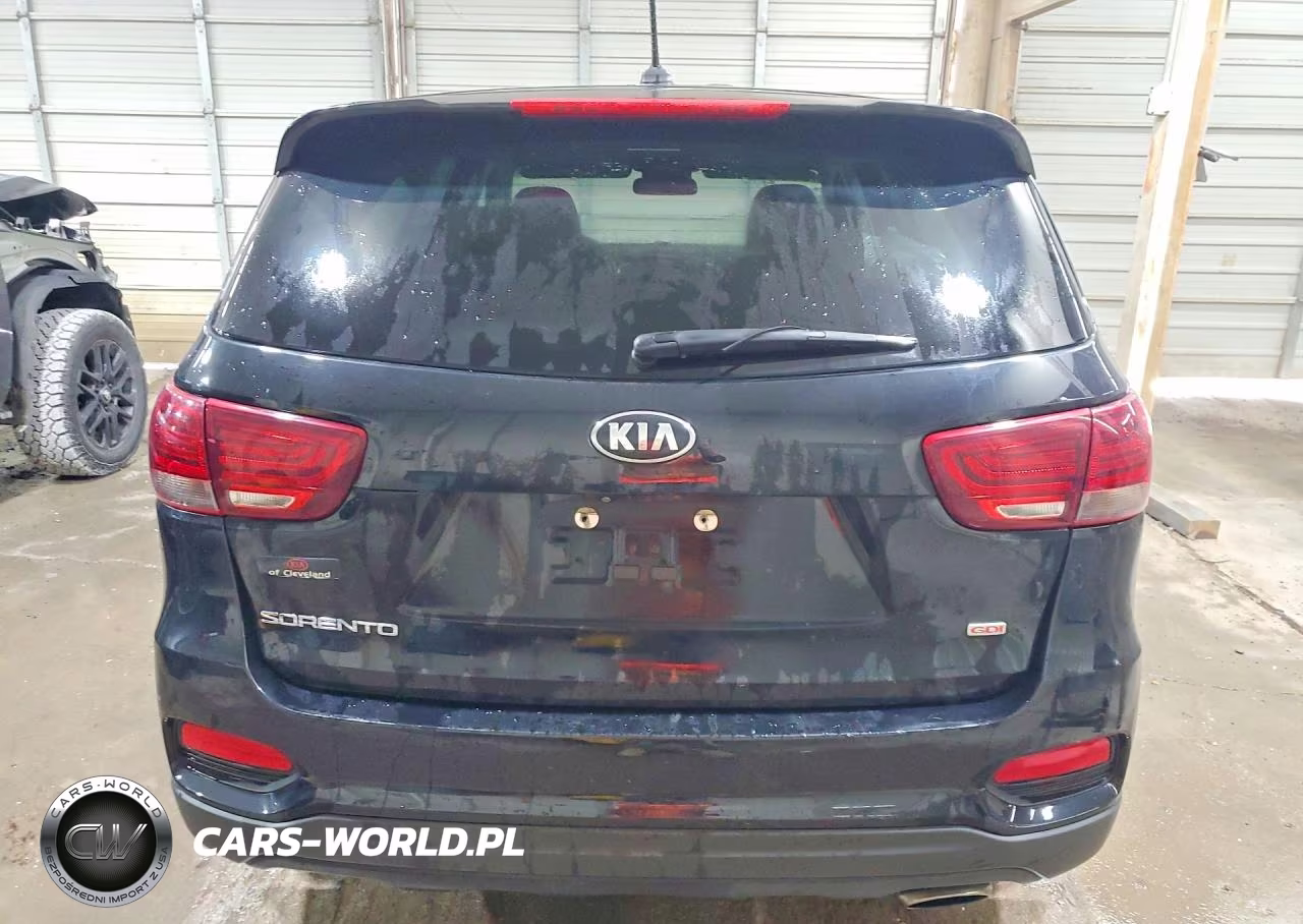 2019 Kia Sorento L VIN:5XYPG4A39KG585314 - 6