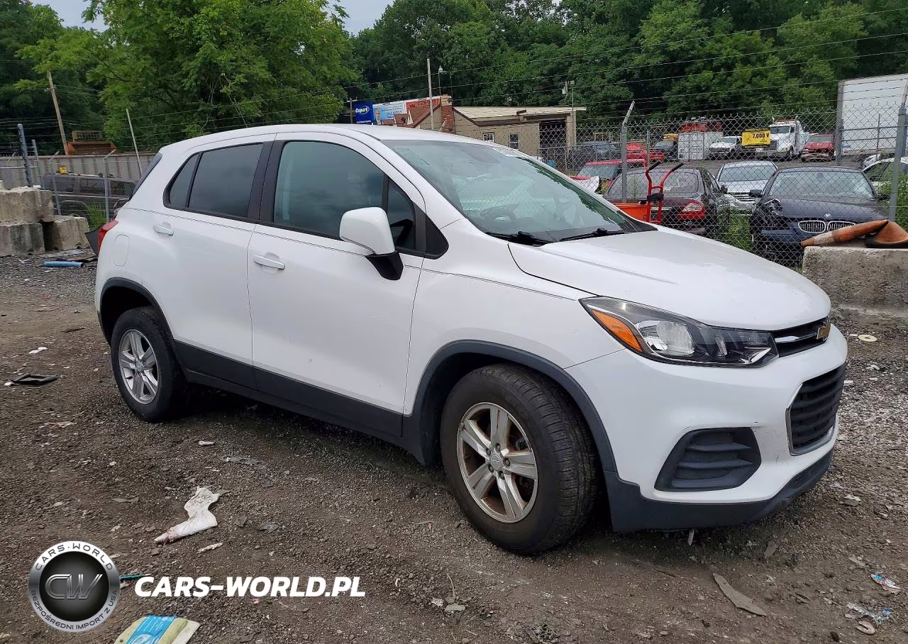 2019 Chevrolet Trax VIN:3GNCJKSB7KL398471 - 4