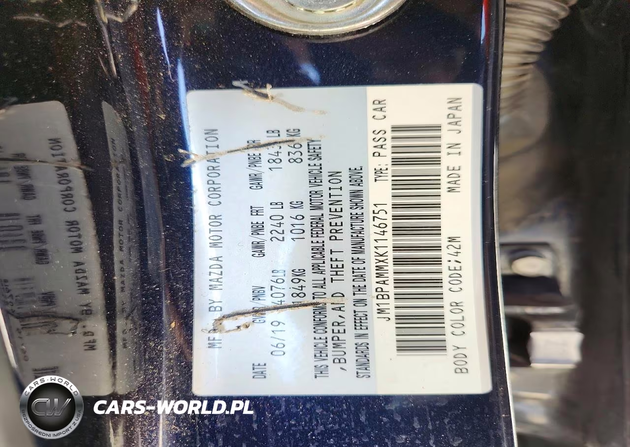 2019 Mazda 3 Preferred VIN:JM1BPAMMXK1146751 - 13
