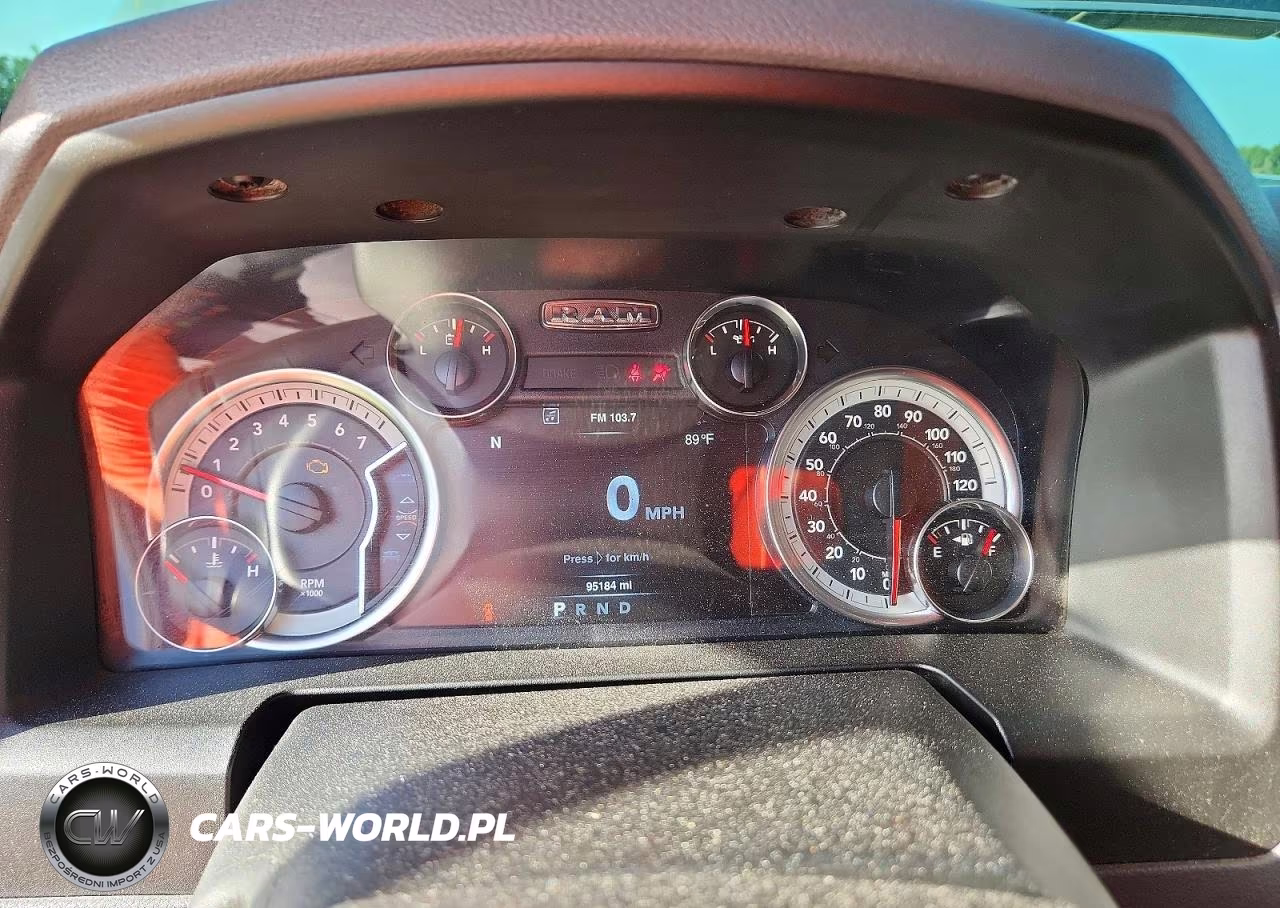 2019 Ram 1500 Classic Slt VIN:1C6RR6GTXKS734093 - 9