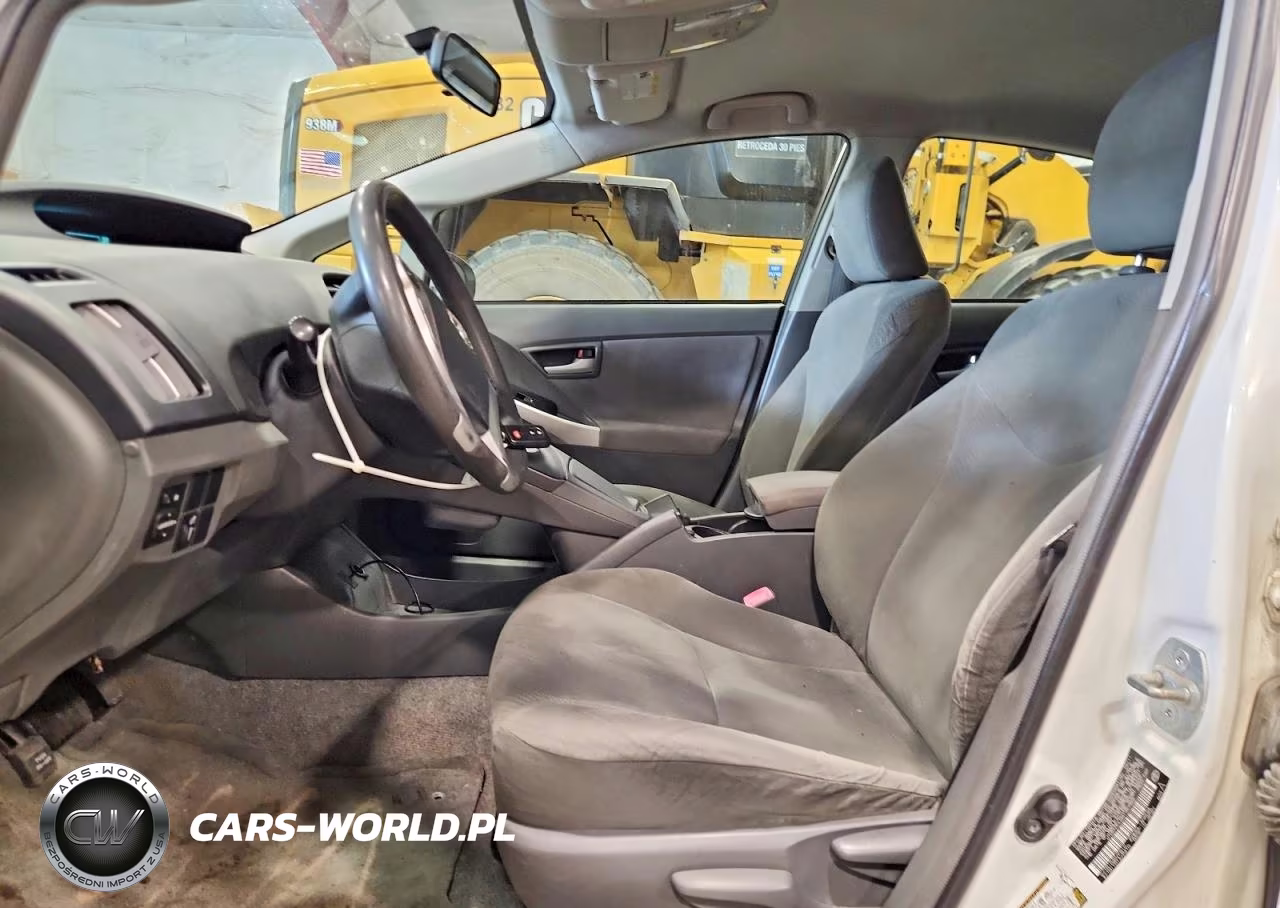2011 Toyota Prius Three VIN:JTDKN3DU2B1357962 - 7
