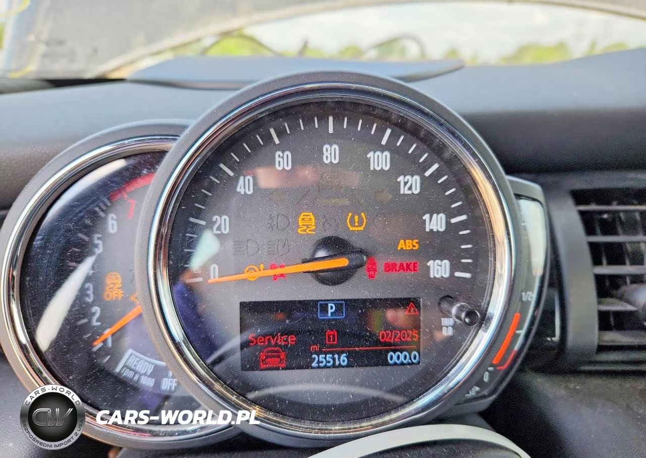 2019 Mini Cooper S VIN:WMWXP7C54K2A52815 - 9