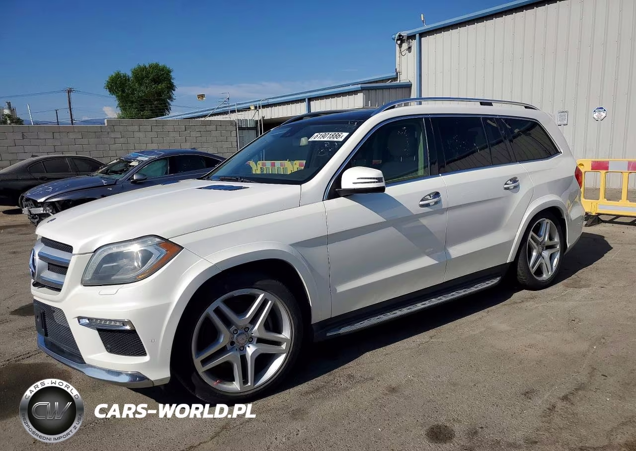 2015 Mercedes-Benz Gl 550 4Matic – zdjęcie 1 z 13